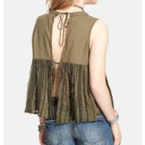 Free People Strike It Open Back Tank Green - Picture 3 of 11